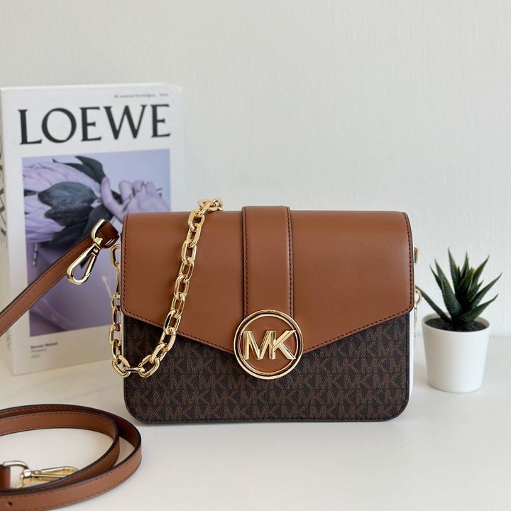 JuzBeauty_JuzBeautyMalaysia_JuzPretty_Authentic_Kbeauty_Malaysia_Skin_Care_Cosmetics_Jbeauty_Health_Care_korean_streetwear_US_Luxury_MICHAEL KORS 35S2GNML2B Carmen Convertible Shoulder Bag In Brown 斜挎包4