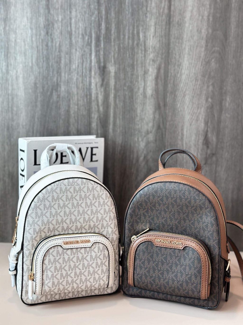 JuzBeauty_JuzBeautyMalaysia_JuzPretty_Authentic_Kbeauty_Malaysia_Skin_Care_Cosmetics_Jbeauty_Health_Care_korean_streetwear_US_Luxury_MICHAEL KORS 35T2G8TB1B Jaycee Mini Backpack In Lt Cream Multi 迷你背包7.jpg