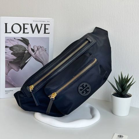 JuzBeauty_JuzBeautyMalaysia_JuzPretty_Authentic_Kbeauty_Malaysia_Skin_Care_Cosmetics_Jbeauty_Health_Care_korean_streetwear_US_Luxury_TORY BURCH 1348390522 Emerson Crossbody In Black 斜挎包5