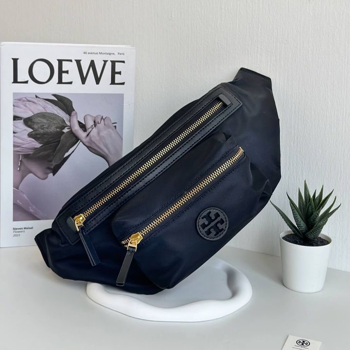 JuzBeauty_JuzBeautyMalaysia_JuzPretty_Authentic_Kbeauty_Malaysia_Skin_Care_Cosmetics_Jbeauty_Health_Care_korean_streetwear_US_Luxury_TORY BURCH 1348390522 Emerson Crossbody In Black 斜挎包5