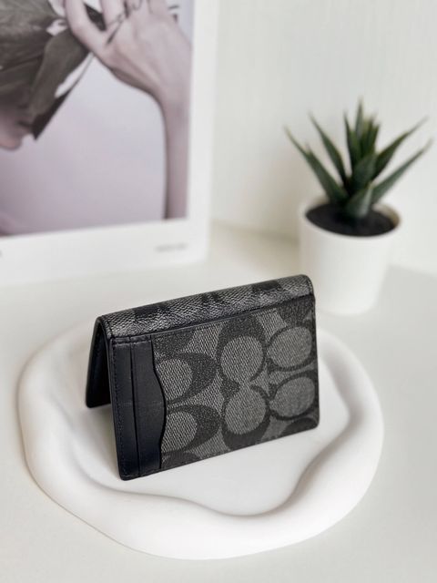 JuzBeauty_JuzBeautyMalaysia_JuzPretty_Authentic_Kbeauty_Malaysia_Skin_Care_Cosmetics_Jbeauty_Health_Care_korean_streetwear_US_Luxury_COACH 91660 Magnetic Card Case In Signature Canvas Black 男士卡包2.jpg