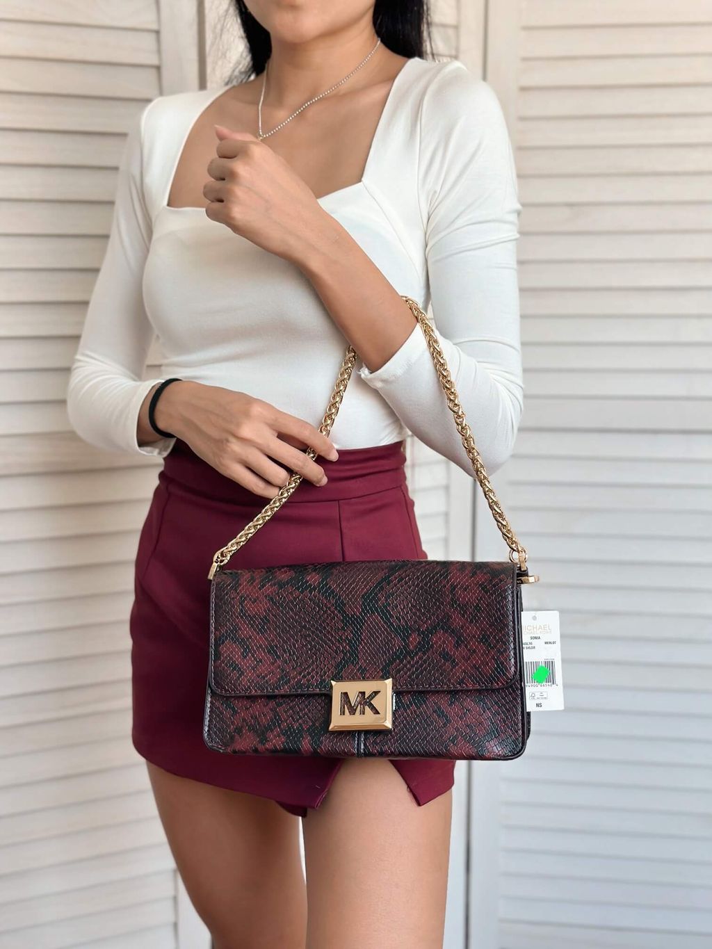 JuzBeauty_JuzBeautyMalaysia_JuzPretty_Authentic_Kbeauty_Malaysia_Skin_Care_Cosmetics_Jbeauty_Health_Care_korean_streetwear_US_Luxury_MICHAEL KORS 35F1G6SL3G Sonia Medium Snake Embossed Faux Laether Shoulder Bag In Merlot 法棍包2.jpg