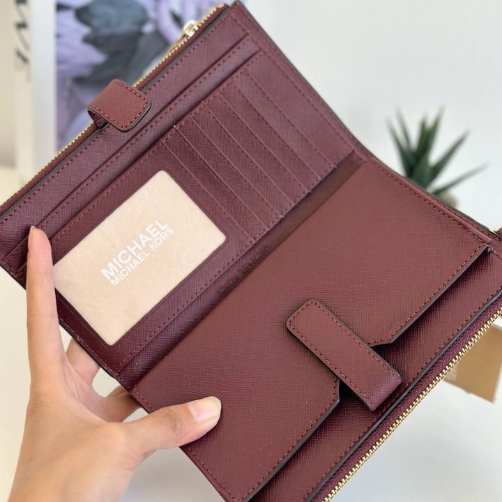 JuzBeauty_JuzBeautyMalaysia_JuzPretty_Authentic_Kbeauty_Malaysia_Skin_Care_Cosmetics_Jbeauty_Health_Care_korean_streetwear_US_Luxury_MICHAEL KORS 35F8GTVW0L Jet Set Travel Double Zip Wristlet Phone Wallet In Merlot 女士手拿包2