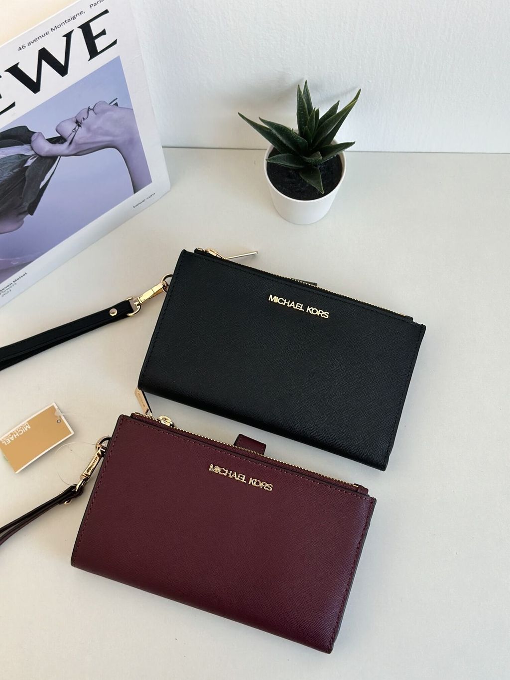 JuzBeauty_JuzBeautyMalaysia_JuzPretty_Authentic_Kbeauty_Malaysia_Skin_Care_Cosmetics_Jbeauty_Health_Care_korean_streetwear_US_Luxury_MICHAEL KORS 35F8GTVW0L Jet Set Travel Double Zip Wristlet Phone Wallet In Merlot 女士手拿包4.jpg