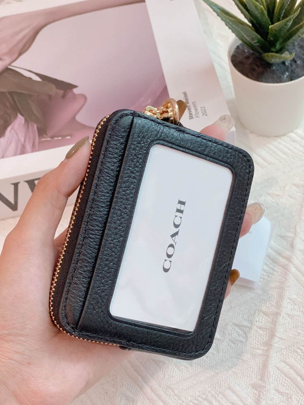 JuzBeauty_JuzBeautyMalaysia_JuzPretty_Authentic_Kbeauty_Malaysia_Skin_Care_Cosmetics_Jbeauty_Health_Care_korean_streetwear_US_Luxury_COACH 6303 Zip Card Case In Black 女士卡包1.jpg