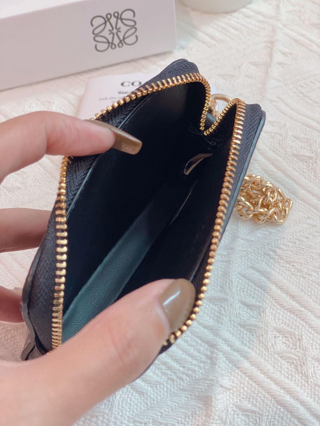 JuzBeauty_JuzBeautyMalaysia_JuzPretty_Authentic_Kbeauty_Malaysia_Skin_Care_Cosmetics_Jbeauty_Health_Care_korean_streetwear_US_Luxury_COACH 6303 Zip Card Case In Black 女士卡包5.jpg