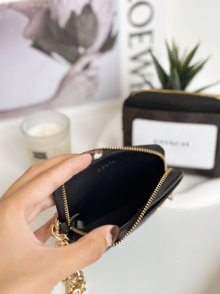 JuzBeauty_JuzBeautyMalaysia_JuzPretty_Authentic_Kbeauty_Malaysia_Skin_Care_Cosmetics_Jbeauty_Health_Care_korean_streetwear_US_Luxury_COACH 6303 Zip Card Case In Black 女士卡包6.jpg