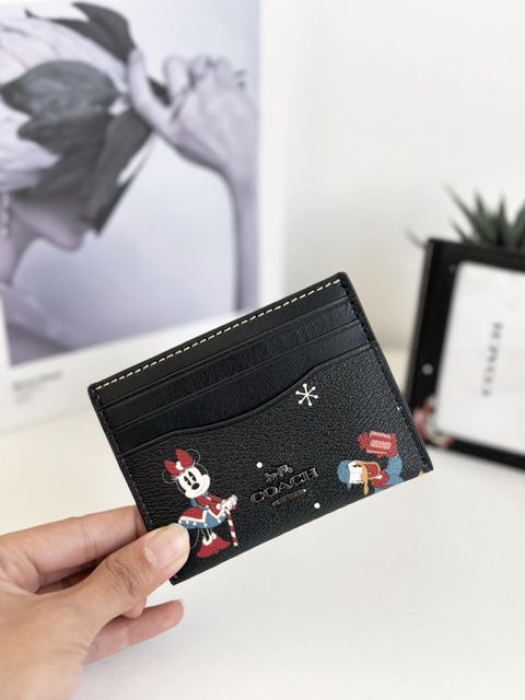 JuzBeauty_JuzBeautyMalaysia_JuzPretty_Authentic_Kbeauty_Malaysia_Skin_Care_Cosmetics_Jbeauty_Health_Care_korean_streetwear_US_Luxury_COACH CN032 Disney x Coach Mini Slim Id Card Case In Black Multi 卡包2.jpg