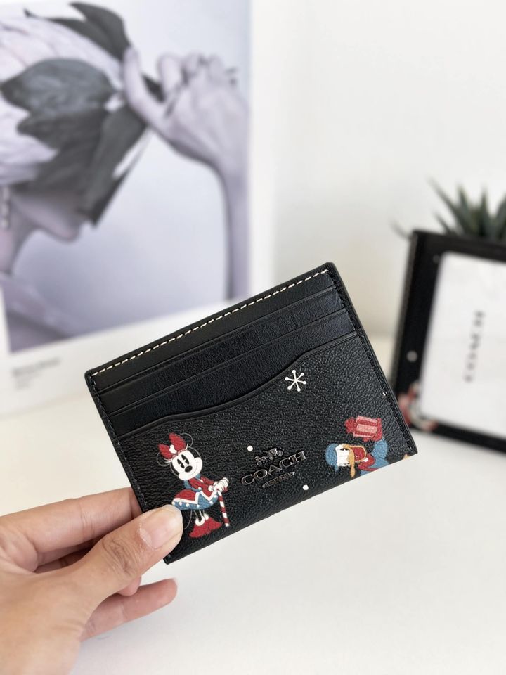 JuzBeauty_JuzBeautyMalaysia_JuzPretty_Authentic_Kbeauty_Malaysia_Skin_Care_Cosmetics_Jbeauty_Health_Care_korean_streetwear_US_Luxury_COACH CN032 Disney x Coach Mini Slim Id Card Case In Black Multi 卡包2.jpg
