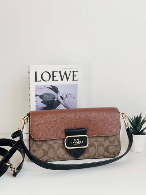 JuzBeauty_JuzBeautyMalaysia_JuzPretty_Authentic_Kbeauty_Malaysia_Skin_Care_Cosmetics_Jbeauty_Health_Care_korean_streetwear_US_Luxury_COACH CE560 Morgan Shoulder Bag In Colorblock Signature Canvas in Khaki Multi 酒神包9
