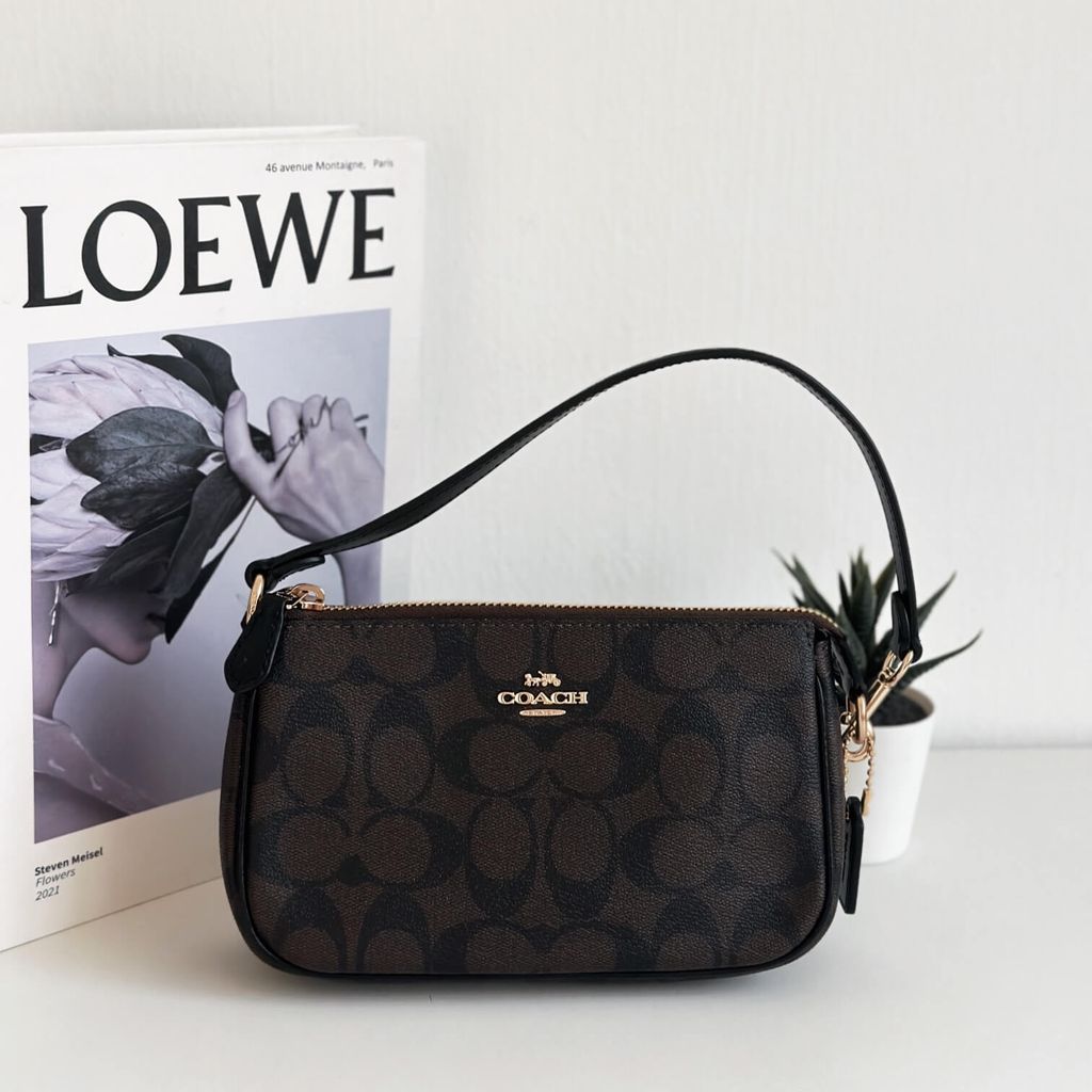 JuzBeauty_JuzBeautyMalaysia_JuzPretty_Authentic_Kbeauty_Malaysia_Skin_Care_Cosmetics_Jbeauty_Health_Care_korean_streetwear_US_Luxury_COACH C3308 Nolita 19 In Signature Canvas In Brown Black 麻将包3