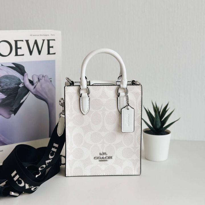 JuzBeauty_JuzBeautyMalaysia_JuzPretty_Authentic_Kbeauty_Malaysia_Skin_Care_Cosmetics_Jbeauty_Health_Care_korean_streetwear_US_Luxury_COACH CP011 North South Mini Tote In Signature Canvas In Glacier White 琴谱包1