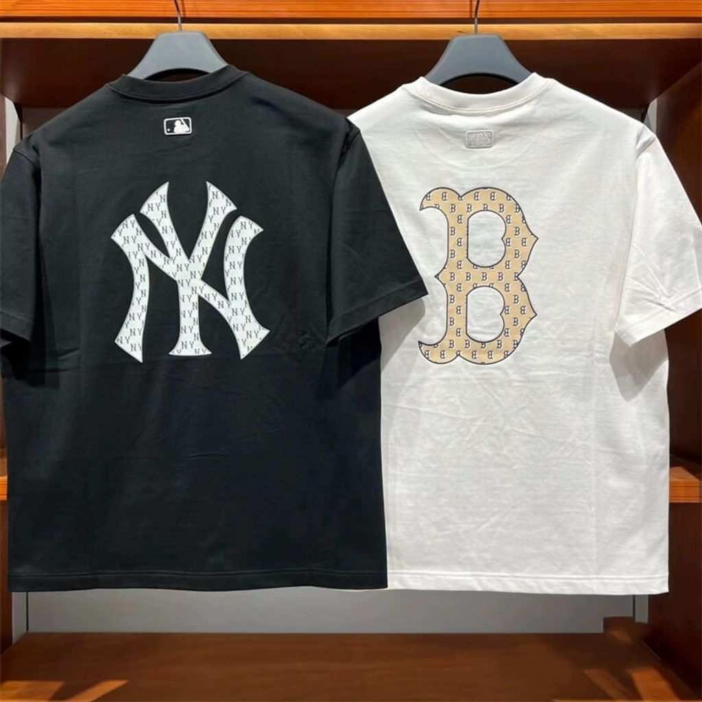 JuzBeauty-JuzBeautyMalaysia-JuzPretty-Authentic-Kbeauty-Malaysia-Skin-Care-Cosmetics-Jbeauty-Health-Care-korean-streetwear-MLB Classic Monogram Big Lux Short Sleeve T-Shirt New York Yankees7