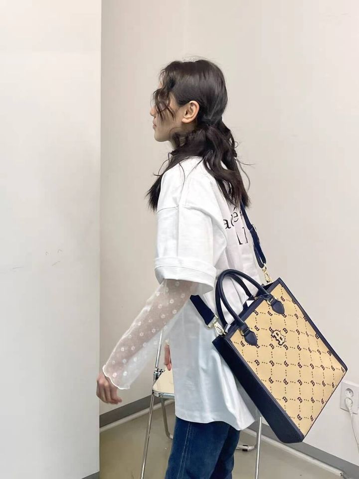 JuzBeauty-JuzBeautyMalaysia-JuzPretty-Authentic-Kbeauty-Malaysia-Skin-Care-Cosmetics-Jbeauty-Health-Care-korean-streetwear-MLB Diamond Monogram Tote Bag 托特包 7ACRMD24N Kids7