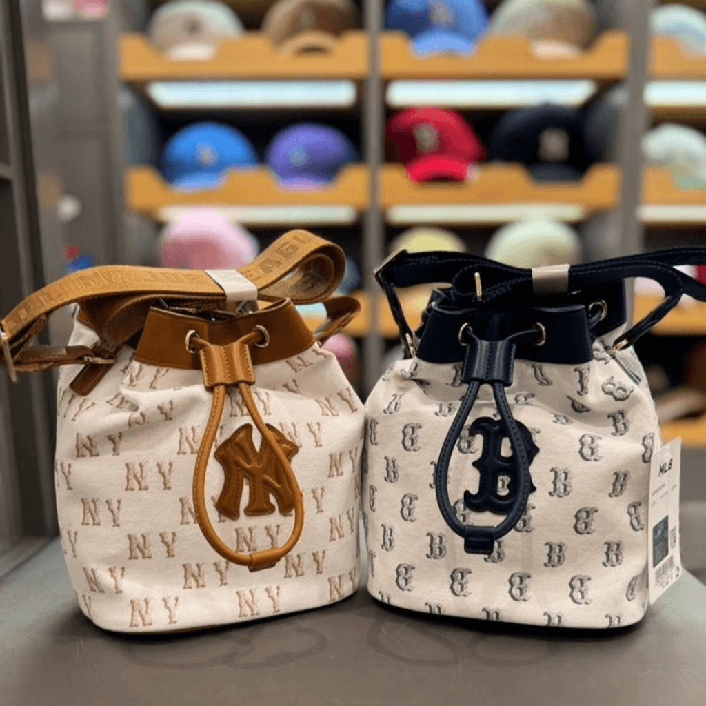 JuzBeauty-JuzBeautyMalaysia-JuzPretty-Authentic-Kbeauty-Malaysia-Skin-Care-Cosmetics-Jbeauty-Health-Care-korean-streetwear-MLB Diagonal Monogram Oxford Bucket Bag 水桶包 7ACRM024N Kids4