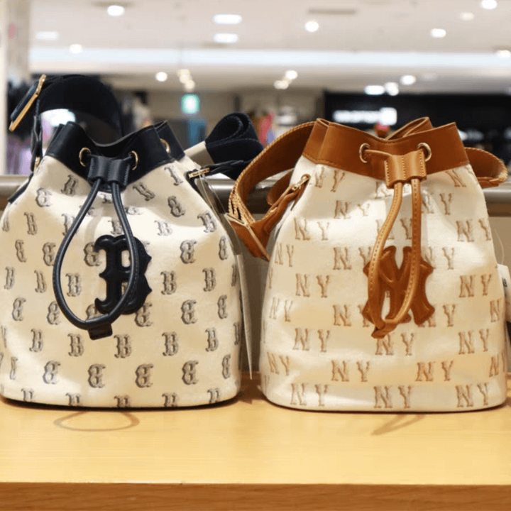 JuzBeauty-JuzBeautyMalaysia-JuzPretty-Authentic-Kbeauty-Malaysia-Skin-Care-Cosmetics-Jbeauty-Health-Care-korean-streetwear-MLB Diagonal Monogram Oxford Bucket Bag 水桶包 7ACRM024N Kids5