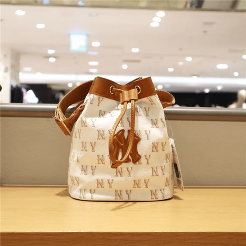 JuzBeauty-JuzBeautyMalaysia-JuzPretty-Authentic-Kbeauty-Malaysia-Skin-Care-Cosmetics-Jbeauty-Health-Care-korean-streetwear-MLB Diagonal Monogram Oxford Bucket Bag 水桶包 7ACRM024N Kids6
