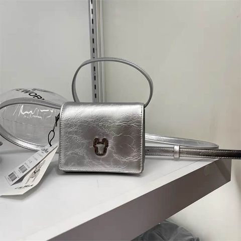 JuzBeauty-JuzBeautyMalaysia-JuzPretty-Authentic-Kbeauty-Malaysia-Skin-Care-Cosmetics-Jbeauty-Health-Care-korean-streetwear-LIFEWORK Silver Radogram Micro Cross Bag 风琴包 LW245BG7125