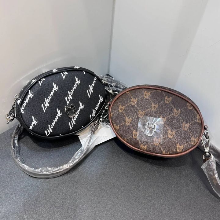 JuzBeauty-JuzBeautyMalaysia-JuzPretty-Authentic-Kbeauty-Malaysia-Skin-Care-Cosmetics-Jbeauty-Health-Care-korean-streetwear-LIFEWORK Essential Radogram Tambourine Bag 小圆包 LW245BG7113