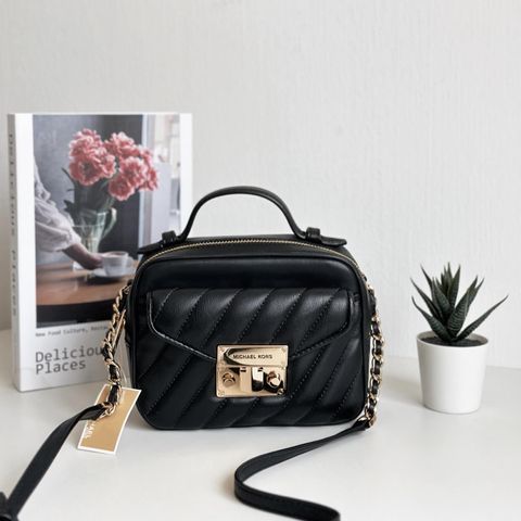 JuzBeauty_JuzBeautyMalaysia_JuzPretty_Authentic_Kbeauty_Malaysia_Skin_Care_Cosmetics_Jbeauty_Health_Care_korean_streetwear_US_Luxury_MICHAEL KORS 35F1GX0C5U Small Rose Top Handle Leather Satchel 盒子包6
