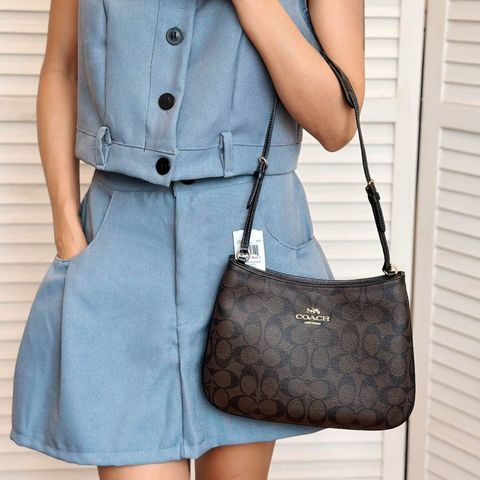 JuzBeauty_JuzBeautyMalaysia_JuzPretty_Authentic_Kbeauty_Malaysia_Skin_Care_Cosmetics_Jbeauty_Health_Care_korean_streetwear_US_Luxury_COACH CO953 Penelope Shoulder Bag In Signature Canvas In Brown Black 腋下包2