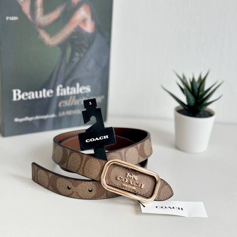 JuzBeauty_JuzBeautyMalaysia_JuzPretty_Authentic_Kbeauty_Malaysia_Skin_Care_Cosmetics_Jbeauty_Health_Care_korean_streetwear_US_Luxury_COACH CE971 Morgan Rectangle Buckle Belt 25mm In Khaki 女款腰带2