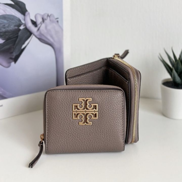 JuzBeauty_JuzBeautyMalaysia_JuzPretty_Authentic_Kbeauty_Malaysia_Skin_Care_Cosmetics_Jbeauty_Health_Care_korean_streetwear_US_Luxury_TORY BURCH 146708 Britten Bi Fold Wallet In Portobello 女款钱包1