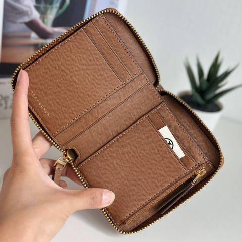 JuzBeauty_JuzBeautyMalaysia_JuzPretty_Authentic_Kbeauty_Malaysia_Skin_Care_Cosmetics_Jbeauty_Health_Care_korean_streetwear_US_Luxury_TORY BURCH 136098 0522 Emerson Medium Wallet In Moose 女款钱包5