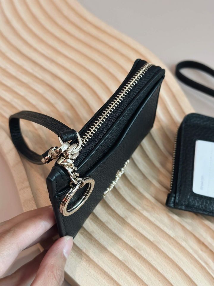 JuzBeauty_JuzBeautyMalaysia_JuzPretty_Authentic_Kbeauty_Malaysia_Skin_Care_Cosmetics_Jbeauty_Health_Care_korean_streetwear_US_Luxury_KATE SPADE WLR00398 Leila Small Card Holder Wristlet Black 女款卡包2.jpg
