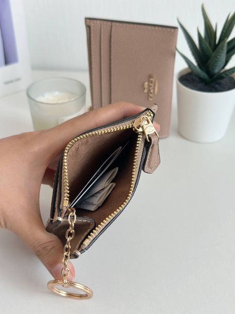JuzBeauty_JuzBeautyMalaysia_JuzPretty_Authentic_Kbeauty_Malaysia_Skin_Care_Cosmetics_Jbeauty_Health_Care_korean_streetwear_US_Luxury_COACH 88250 Mini Skinny Id Case Im Taupe 女款卡包1.jpg