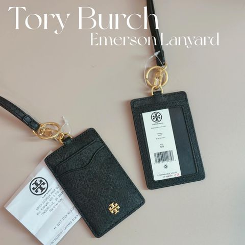 JuzBeauty_JuzBeautyMalaysia_JuzPretty_Authentic_Kbeauty_Malaysia_Skin_Care_Cosmetics_Jbeauty_Health_Care_korean_streetwear_US_Luxury_TORY BURCH 136584 0522 Emerson Lanyard In Black 挂绳4