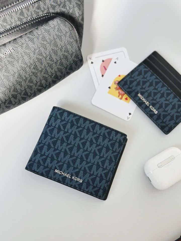 JuzBeauty_JuzBeautyMalaysia_JuzPretty_Authentic_Kbeauty_Malaysia_Skin_Care_Cosmetics_Jbeauty_Health_Care_korean_streetwear_US_Luxury_MICHAEL KORS 36U9LCRF3B Billfold Wallet With Coin Pouch Admiral Blue 男士钱包2.jpg