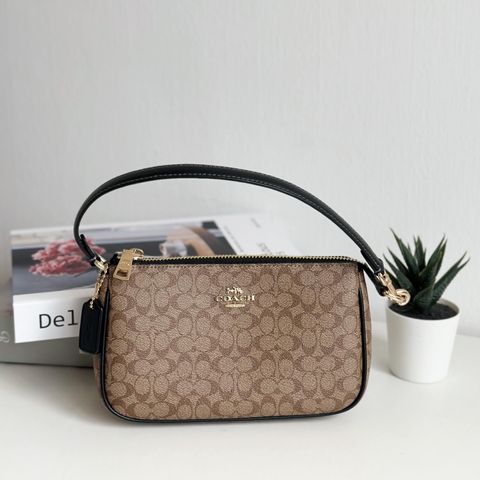 JuzBeauty_JuzBeautyMalaysia_JuzPretty_Authentic_Kbeauty_Malaysia_Skin_Care_Cosmetics_Jbeauty_Health_Care_korean_streetwear_US_Luxury_COACH CS445 Nolita 19 In Colorblock Signature Canvas In Khaki Black 麻将包3