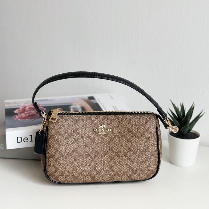 JuzBeauty_JuzBeautyMalaysia_JuzPretty_Authentic_Kbeauty_Malaysia_Skin_Care_Cosmetics_Jbeauty_Health_Care_korean_streetwear_US_Luxury_COACH CS445 Nolita 19 In Colorblock Signature Canvas In Khaki Black 麻将包3