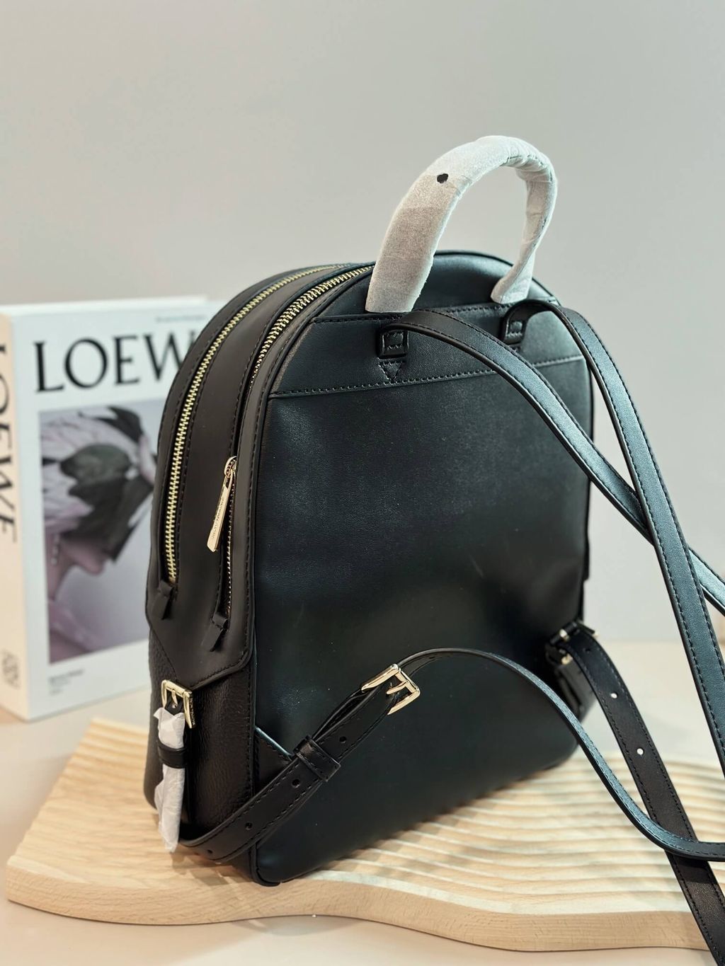 JuzBeauty_JuzBeautyMalaysia_JuzPretty_Authentic_Kbeauty_Malaysia_Skin_Care_Cosmetics_Jbeauty_Health_Care_korean_streetwear_US_Luxury_MICHAEL KORS 35S2G8TB2L Jaycee Medium Leather Backpack In Black 背包6