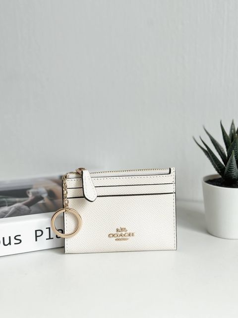 JuzBeauty_JuzBeautyMalaysia_JuzPretty_Authentic_Kbeauty_Malaysia_Skin_Care_Cosmetics_Jbeauty_Health_Care_korean_streetwear_US_Luxury_COACH F88250 Mini Skinny Id Case In Chalk 女款卡包7.jpg