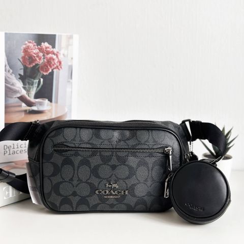 JuzBeauty_JuzBeautyMalaysia_JuzPretty_Authentic_Kbeauty_Malaysia_Skin_Care_Cosmetics_Jbeauty_Health_Care_korean_streetwear_US_Luxury_COACH CJ506 Elias Belt Bag In Charcoal Black 男士胸包1
