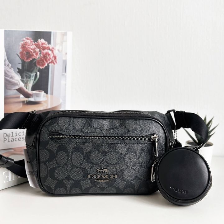 JuzBeauty_JuzBeautyMalaysia_JuzPretty_Authentic_Kbeauty_Malaysia_Skin_Care_Cosmetics_Jbeauty_Health_Care_korean_streetwear_US_Luxury_COACH CJ506 Elias Belt Bag In Charcoal Black 男士胸包1