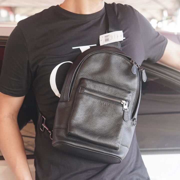 JuzBeauty_JuzBeautyMalaysia_JuzPretty_Authentic_Kbeauty_Malaysia_Skin_Care_Cosmetics_Jbeauty_Health_Care_korean_streetwear_US_Luxury_COACH 2540 West Pack In Black 男款胸包1