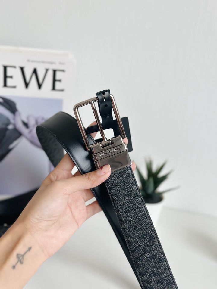 JuzBeauty_JuzBeautyMalaysia_JuzPretty_Authentic_Kbeauty_Malaysia_Skin_Care_Cosmetics_Jbeauty_Health_Care_korean_streetwear_US_Luxury_MICHAEL KORS 36F1LBLY9B 36H9LBLY9V Cut To Fit Reversible Dress Belt Black 34mm 男款腰带6.jpg