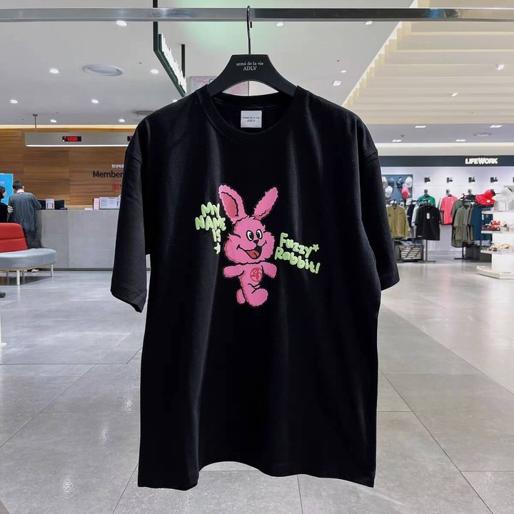JuzBeauty-JuzBeautyMalaysia-JuzPretty-Authentic-Kbeauty-Malaysia-Skin-Care-Cosmetics-Jbeauty-Health-Care-korean-streetwear-ADLV My Name Is Fuzzy Rabbit Short Sleeve T-Shirt 上衣1