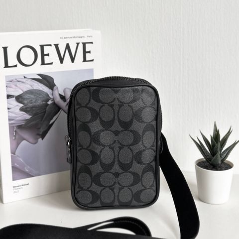 JuzBeauty_JuzBeautyMalaysia_JuzPretty_Authentic_Kbeauty_Malaysia_Skin_Care_Cosmetics_Jbeauty_Health_Care_korean_streetwear_US_Luxury_COACH CO912 Aden Crossbody In Signature Canvas In Black 斜挎包1