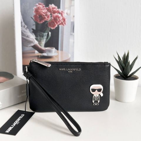 JuzBeauty_JuzBeautyMalaysia_JuzPretty_Authentic_Kbeauty_Malaysia_Skin_Care_Cosmetics_Jbeauty_Health_Care_korean_streetwear_US_Luxury_KARL LAGERFELD LH7LU7AV Maybelle Karl Sunglasses Wristlet 手拿包2