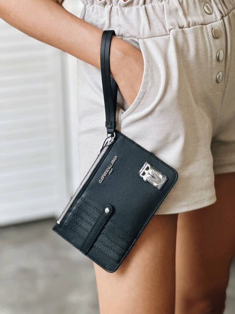 JuzBeauty_JuzBeautyMalaysia_JuzPretty_Authentic_Kbeauty_Malaysia_Skin_Care_Cosmetics_Jbeauty_Health_Care_korean_streetwear_US_Luxury_KARL LAGERFELD LH0LU8BH-2BU Maybelle SLG Large Wristlet Black 手拿包4