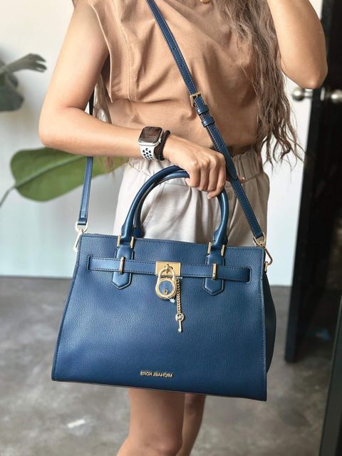 JuzBeauty_JuzBeautyMalaysia_JuzPretty_Authentic_Kbeauty_Malaysia_Skin_Care_Cosmetics_Jbeauty_Health_Care_korean_streetwear_US_Luxury_MICHAEL KORS 35T1GHMS2L Hamilton Medium Satchel In Navy 剑桥包5