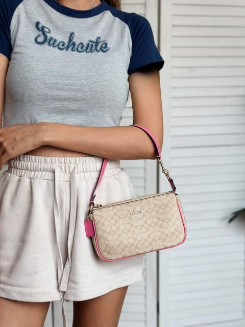 JuzBeauty_JuzBeautyMalaysia_JuzPretty_Authentic_Kbeauty_Malaysia_Skin_Care_Cosmetics_Jbeauty_Health_Care_korean_streetwear_US_Luxury_COACH CE698 Nolita 19 In Colorblock Signature Canvas Light Khaki Petunia 麻将包3