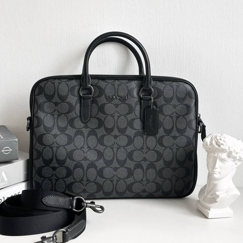 JuzBeauty_JuzBeautyMalaysia_JuzPretty_Authentic_Kbeauty_Malaysia_Skin_Care_Cosmetics_Jbeauty_Health_Care_korean_streetwear_US_Luxury_COACH CJ630 Liam Compact Brief In Signature Canvas In Charcoal Black 公事包2