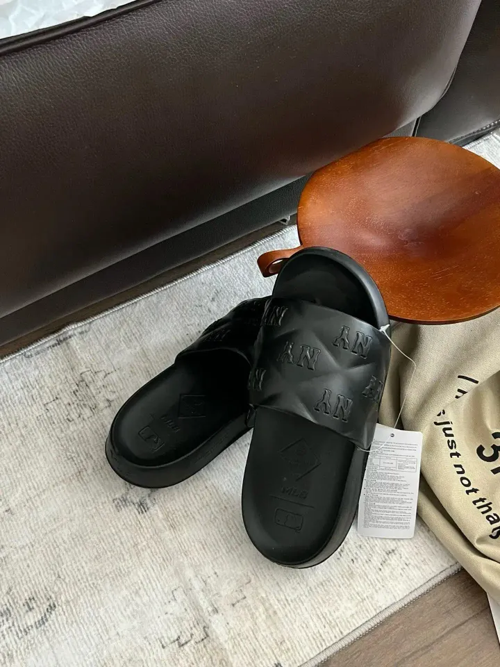 JuzBeauty-JuzBeautyMalaysia-JuzPretty-Authentic-Kbeauty-Malaysia-Skin-Care-Cosmetics-Jbeauty-Health-Care-korean-streetwear-MLB Chunky Bouncer Slide 拖鞋 3ALPFBS337