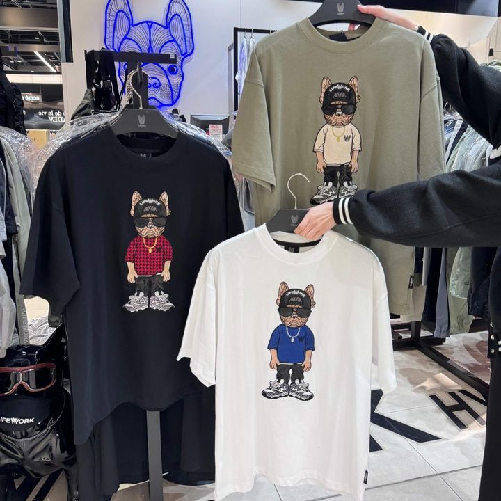 JuzBeauty-JuzBeautyMalaysia-JuzPretty-Authentic-Kbeauty-Malaysia-Skin-Care-Cosmetics-Jbeauty-Health-Care-korean-streetwear-LIFEWORK Snapback Hipdog Applique Short Sleeve T-Shirt Tee 上衣 LW242TS1067