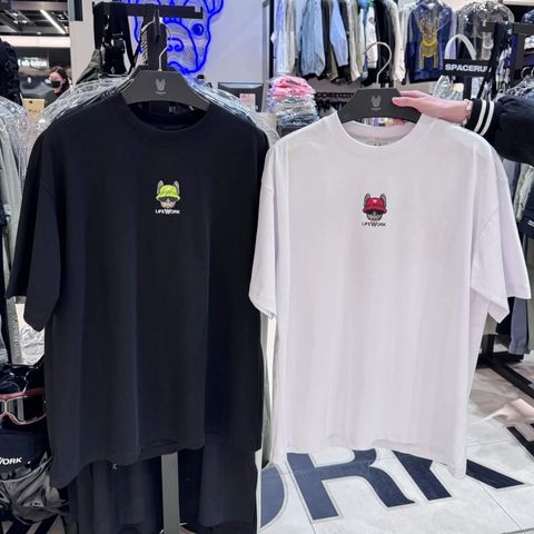 JuzBeauty-JuzBeautyMalaysia-JuzPretty-Authentic-Kbeauty-Malaysia-Skin-Care-Cosmetics-Jbeauty-Health-Care-korean-streetwear-LIFEWORK Bucket Hipdog Short Sleeve T-Shirt Tee 上衣 LW242TS4232